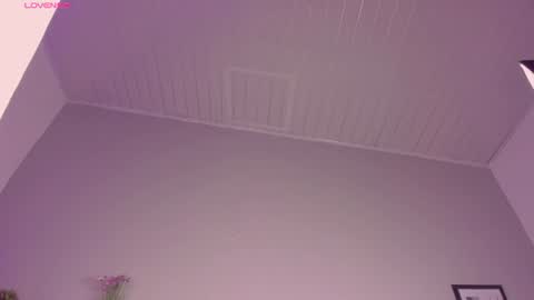 Snapshot of evaa_mills chatting on July 12, 11:56 am Eva online show from July 12, 11:56 am