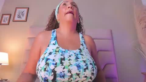 Snapshot of evaa_mills chatting on July 30, 6:51 pm Eva online show from July 30, 6:51 pm