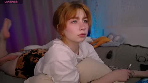 Snapshot of evaa_moonn_ chatting on February 18, 5:53 pm Eva online show from February 18, 5:53 pm