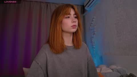 Snapshot of evaa_moonn_ chatting on March 18, 1:14 pm Eva online show from March 18, 1:14 pm