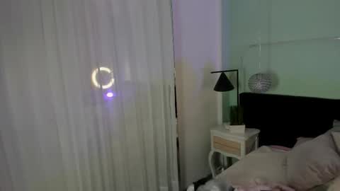 julieth online show from September 18, 1:24 pm