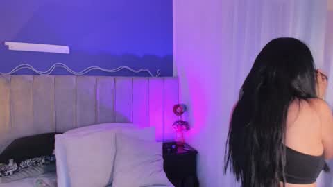 julieth online show from March 25, 8:04 pm