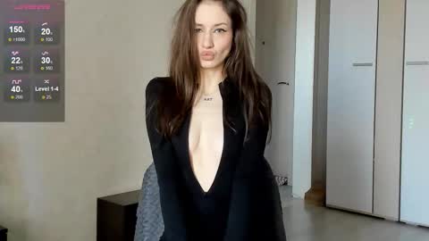 Snapshot of evablisss chatting on September 18, 8:38 am Eva online show from September 18, 8:38 am