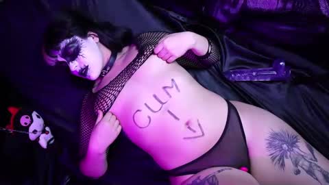 Eva Crux online show from February 23, 8:28 am
