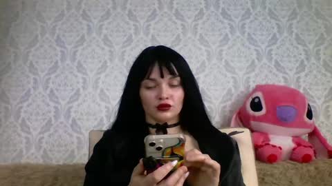 evadelicious_ online show from June 30, 8:26 am