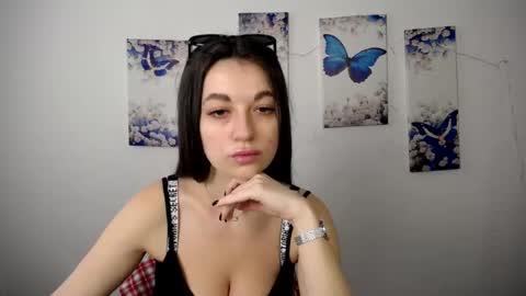 Snapshot of evaeldis chatting on June 15, 12:07 pm Eva online show from June 15, 12:07 pm
