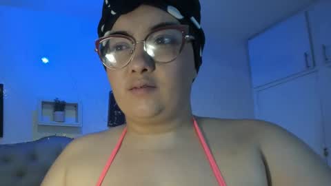 Snapshot of evafla_ chatting on December 16, 9:58 am Eva online show from December 16, 9:58 am