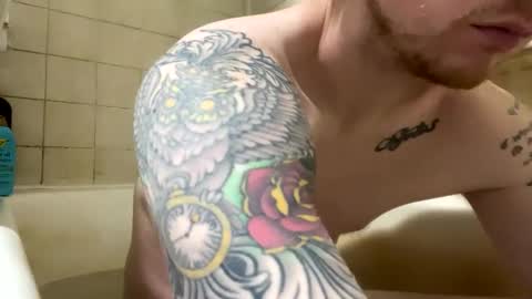 Snapshot of evageniex chatting on October 9, 2:59 pm evageniex online show from October 9, 2:59 pm