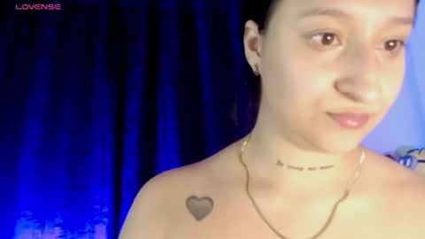 Snapshot of evah_lee chatting on July 9, 3:32 am Evah Lee online show from July 9, 3:32 am