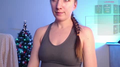 Snapshot of evahailey_ chatting on January 5, 8:11 am Eva online show from January 5, 8:11 am