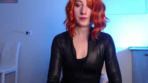 Snapshot of evahailey_ chatting on February 25, 5:08 am Eva online show from February 25, 5:08 am