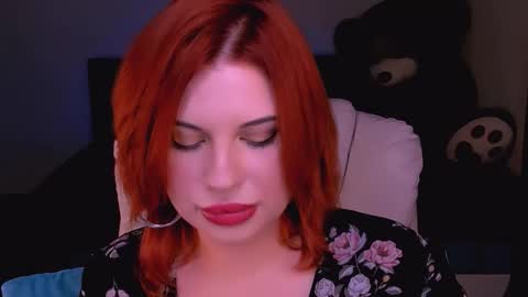 Snapshot of evaharve chatting on November 15, 10:37 pm Eva online show from November 15, 10:37 pm