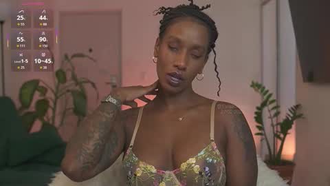 Snapshot of evajacksss_ chatting on February 27, 9:04 pm evajacksss_ online show from February 27, 9:04 pm