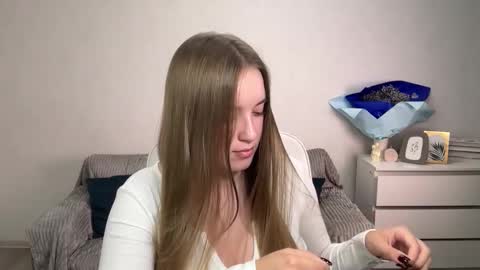 Snapshot of evajuly chatting on October 15, 6:52 pm Eva online show from October 15, 6:52 pm