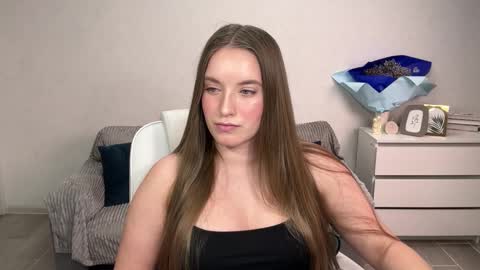 Snapshot of evajuly chatting on October 22, 6:07 pm Eva online show from October 22, 6:07 pm