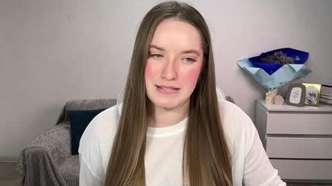 Snapshot of evajuly chatting on November 12, 6:41 pm Eva online show from November 12, 6:41 pm