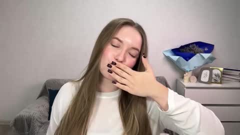 Snapshot of evajuly chatting on November 24, 6:18 pm Eva online show from November 24, 6:18 pm