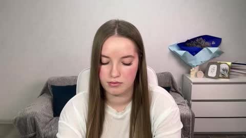 Snapshot of evajuly chatting on November 26, 6:09 pm Eva online show from November 26, 6:09 pm