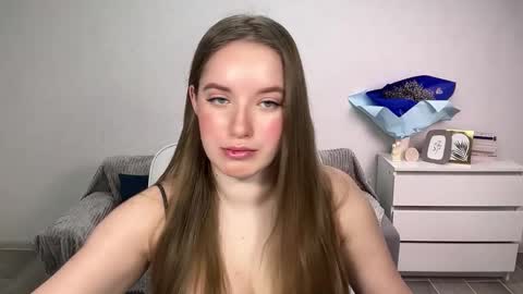 Snapshot of evajuly chatting on November 29, 7:11 am Eva online show from November 29, 7:11 am