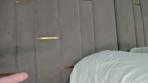 EVA online show from March 22, 10:46 pm