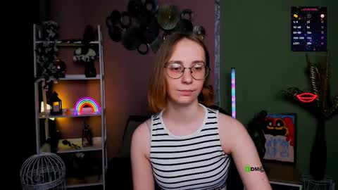 Snapshot of evalora_vei chatting on November 6, 1:12 pm evalora online show from November 6, 1:12 pm