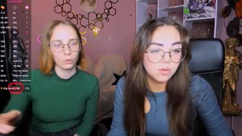 Snapshot of evalora_vei chatting on November 19, 3:01 pm evalora online show from November 19, 3:01 pm