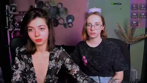 Snapshot of evalora_vei chatting on November 22, 11:26 pm evalora online show from November 22, 11:26 pm