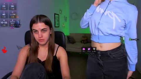 Snapshot of evalora_vei chatting on December 1, 1:16 pm evalora online show from December 1, 1:16 pm