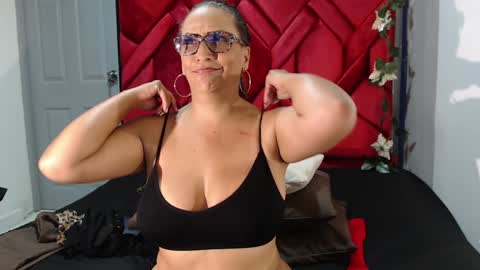 Eva Mills online show from December 30, 9:08 pm