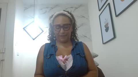 Eva Mills online show from September 27, 7:41 pm