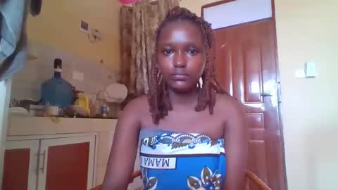 Snapshot of evamyler chatting on September 14, 8:13 am evamyler online show from September 14, 8:13 am