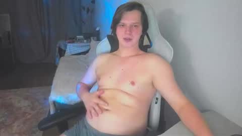 evan_boomer online show from February 3, 3:28 pm