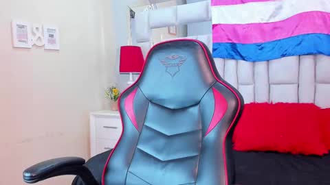 evan_smitt1 online show from October 1, 2:50 am