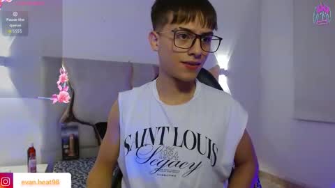 evan_tay online show from March 3, 2:39 am