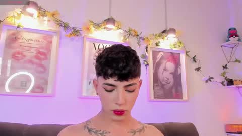 Snapshot of evan_voss chatting on May 11, 7:22 pm Evan voss help me get 200 likesindependent model online show from May 11, 7:22 pm