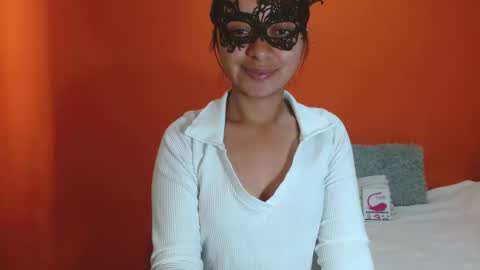 Snapshot of evangelinne_01 chatting on December 2, 2:23 pm evangelinne_01 online show from December 2, 2:23 pm