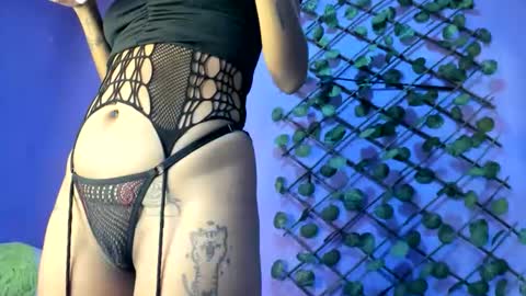 evangely15_ online show from October 18, 11:33 am