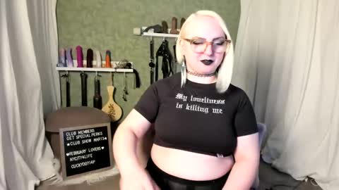 Evan Harlowe online show from March 7, 11:24 pm