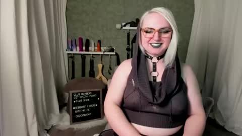 Evan Harlowe online show from March 14, 10:15 pm