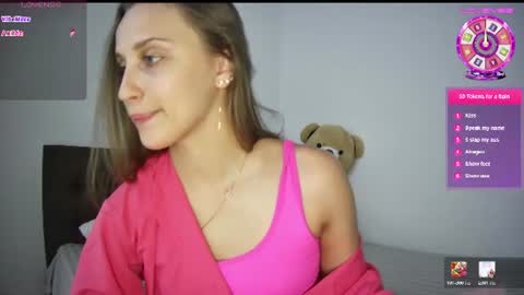 evarenard_ online show from July 21, 7:27 pm