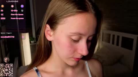 Eva online show from October 20, 7:14 pm