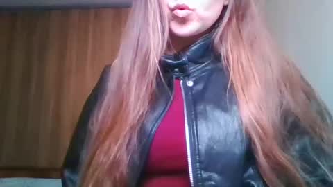 evasapples2026 online show from March 29, 9:59 pm