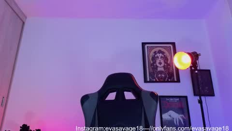 Snapshot of evasavage chatting on November 6, 6:42 pm EVA SAVAGEIm recovering from surgery. Ill see you in a couple of weeks. online show from November 6, 6:42 pm