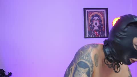 EVA SAVAGEIm recovering from surgery. Ill see you in a couple of weeks. online show from March 14, 9:09 pm