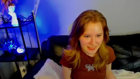 Snapshot of evastevs chatting on December 12, 11:58 pm Eva online show from December 12, 11:58 pm