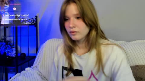 Snapshot of evastevs chatting on January 11, 7:49 pm Eva online show from January 11, 7:49 pm