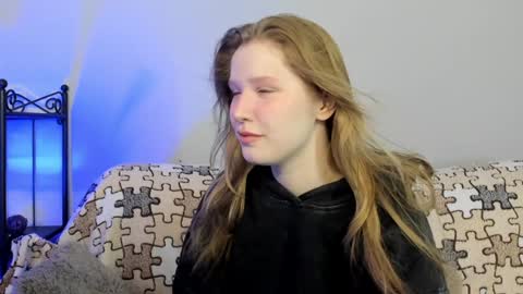 Snapshot of evastevs chatting on January 19, 9:13 pm Eva online show from January 19, 9:13 pm