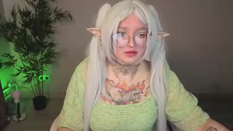 EvaTheWitcher online show from June 15, 1:52 am