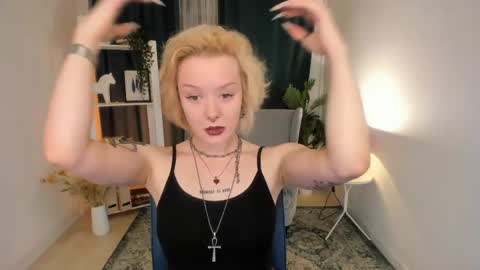      online show from May 5, 10:51 pm