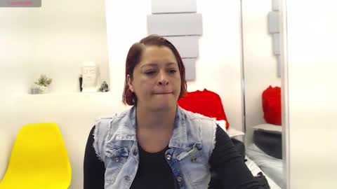 Eva Twiss online show from November 10, 12:04 pm